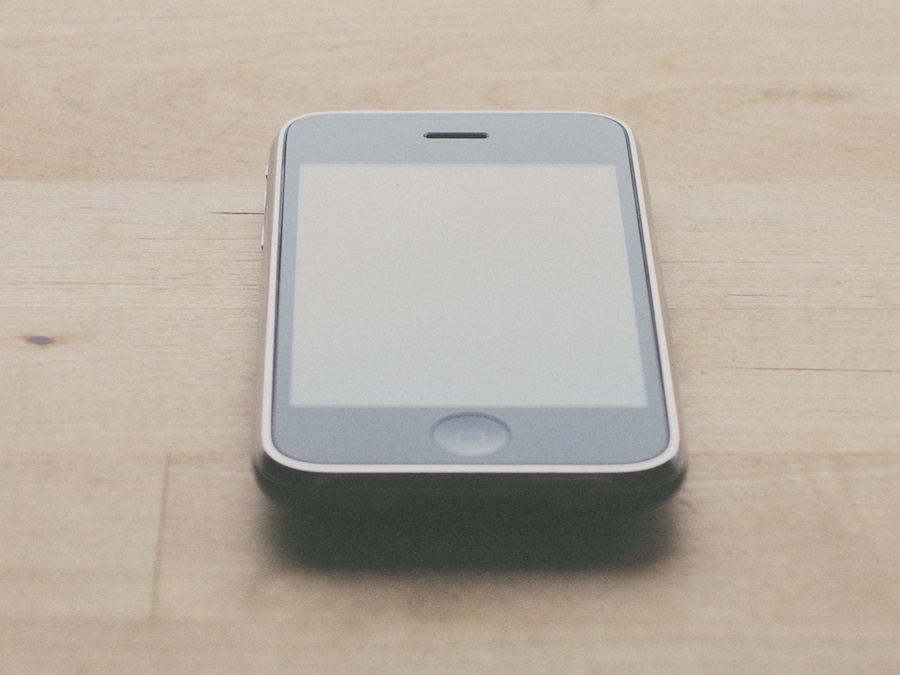 iPhone 3GS class: wide 